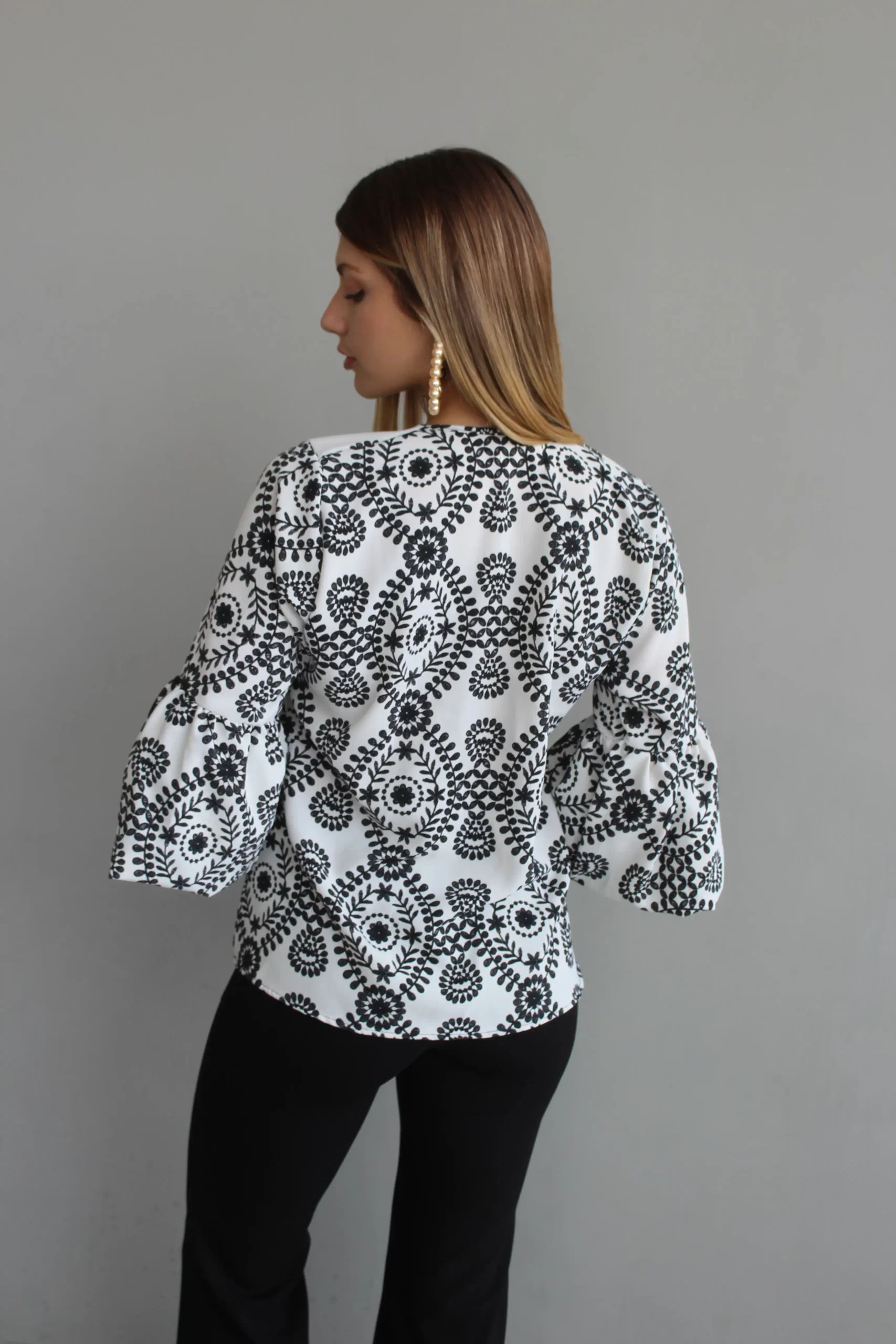Blusa Manga bombacha Grecia Negra - Imagen 7