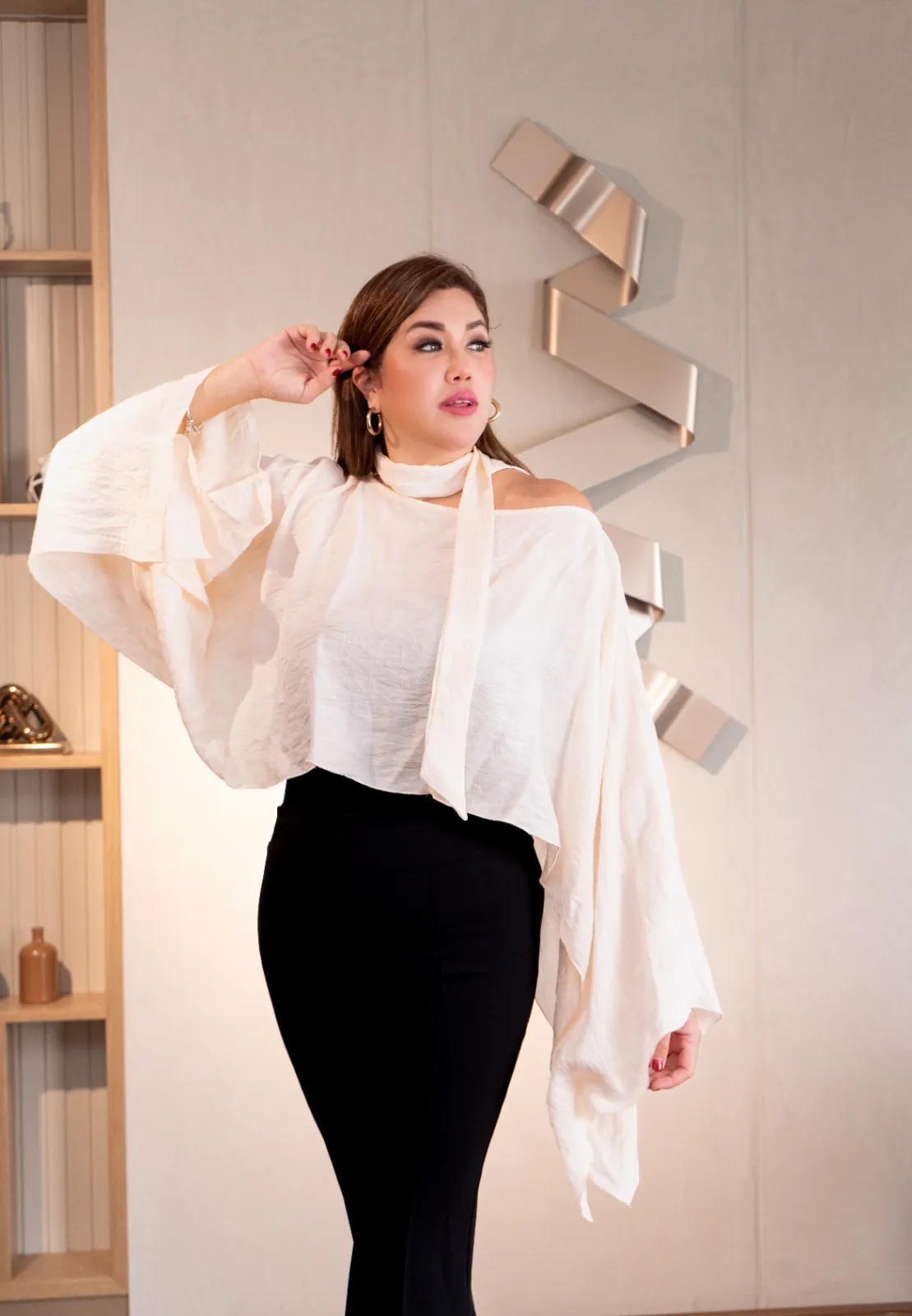 Blusa Poncho Beige - Imagen 2
